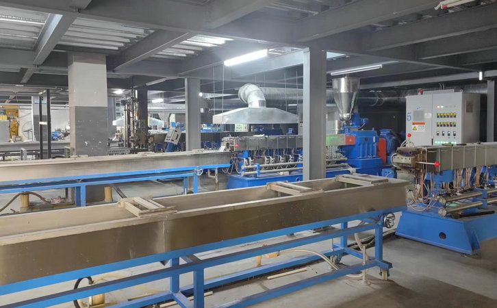 國豐橡塑為您奉上有價(jià)值的TPE材料，TPR材料資訊